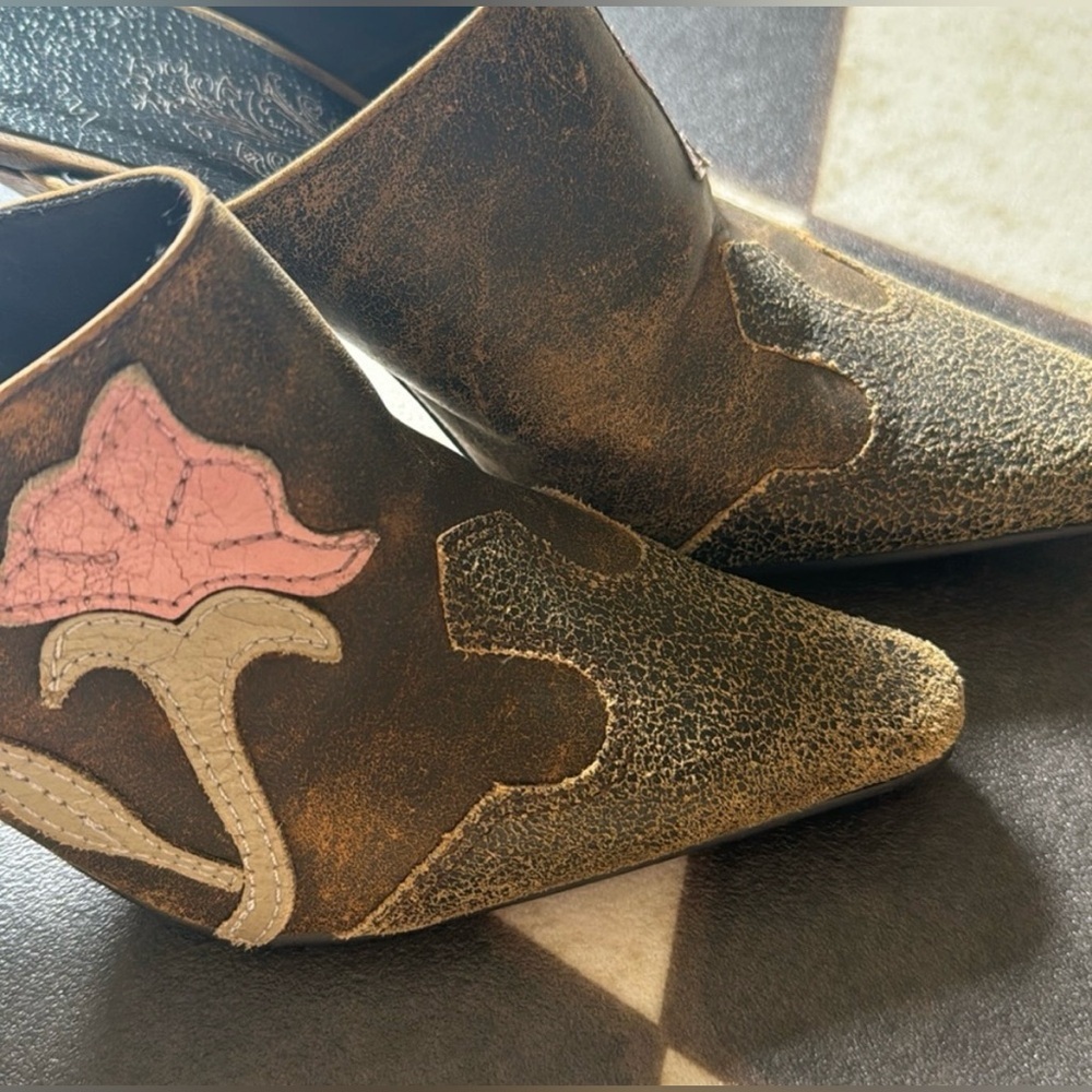 Matisse Leather Pointed-Toe Mules with Stacked Wood Heel  Real Beauties! - Picture 5 of 8